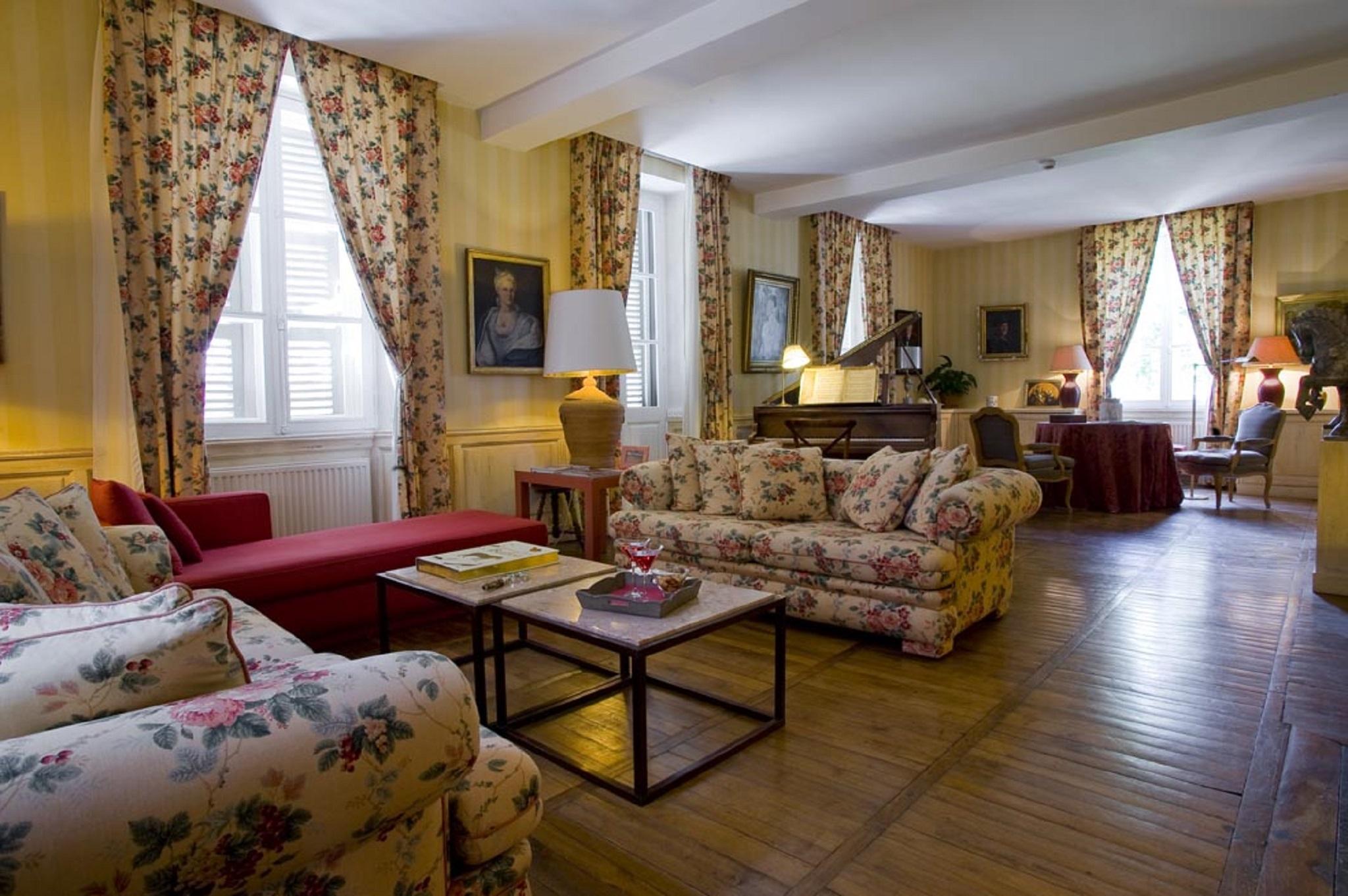 Chateau De Courban And Spa Nuxe Экстерьер фото